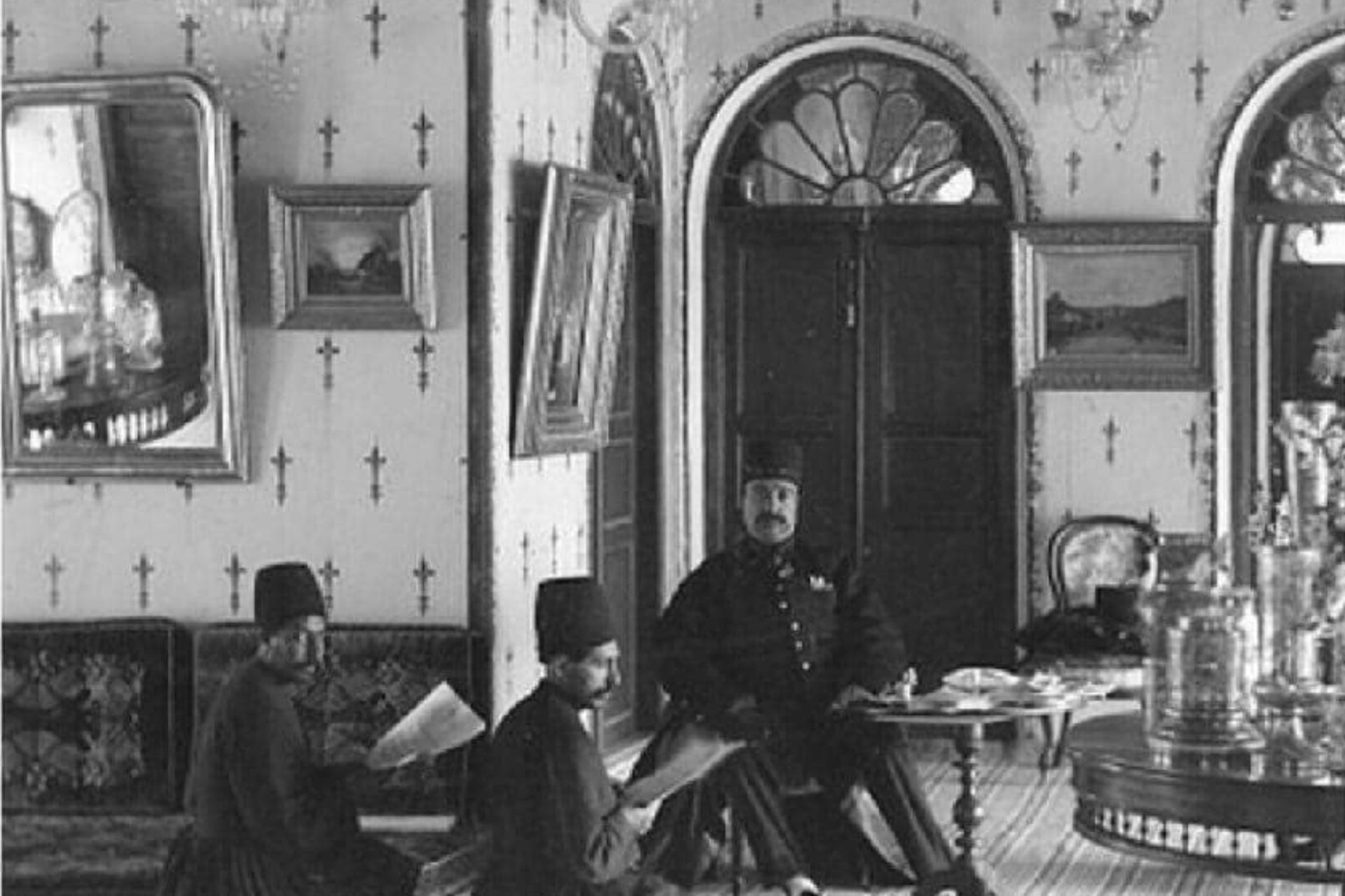 ناصرالدین شاه و کاخ شهرستانک