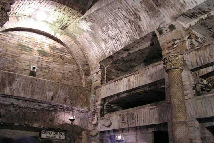 کاتاکومب و جاده آپیان