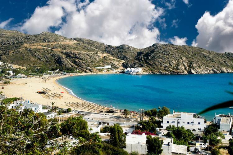 ساحل میلوپوتاس یونان