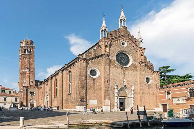 کلیسای سانتا ماریا گلوریوسو دی فراری