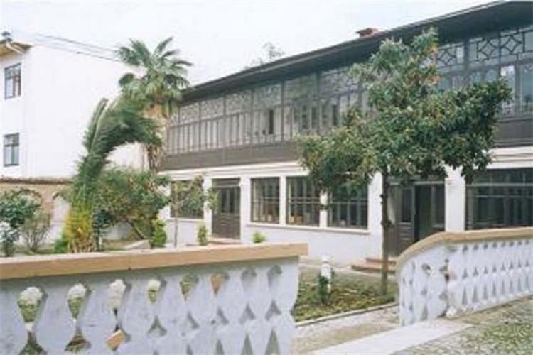 خانه تاریخی قدیری