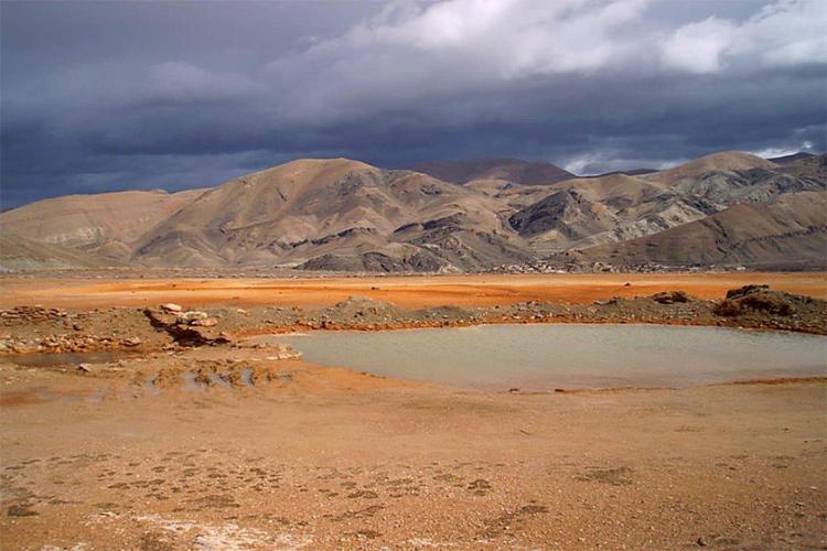 چشمه آب معدنی گراو