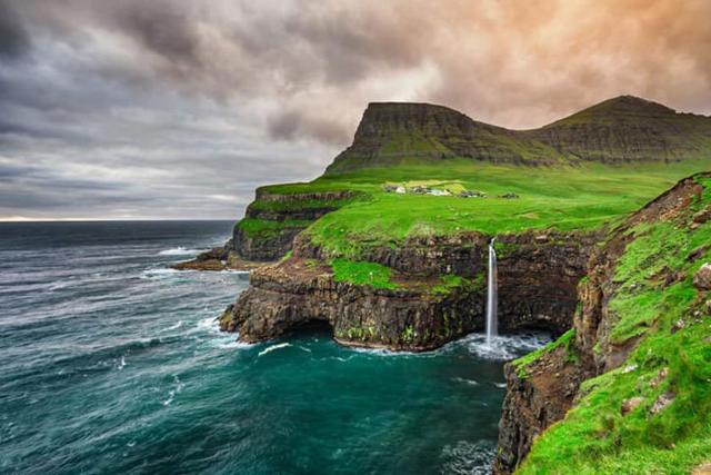 2018-4-13621c72-c7dd-40fa-a96c-c10390ccf7f0