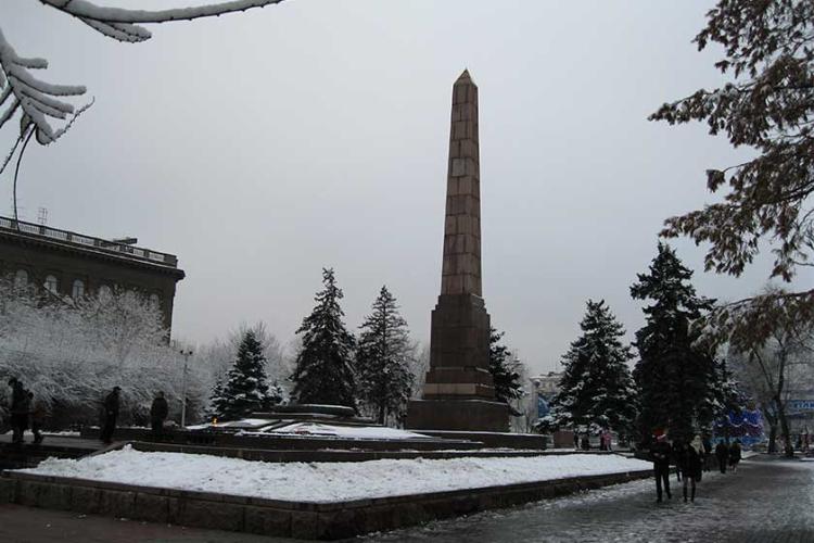 میدان مبارزان