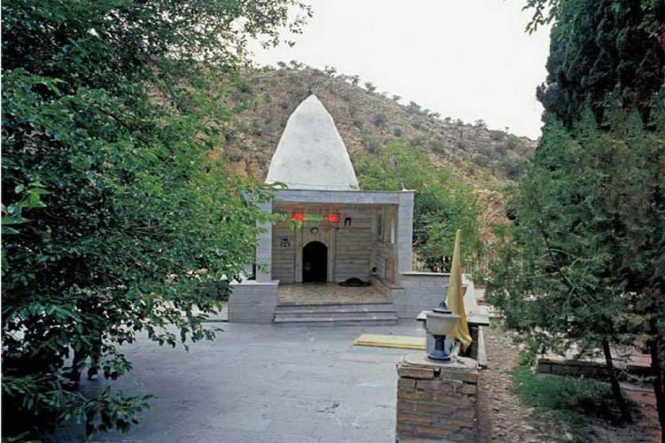 مقبره‌ بابا یادگار