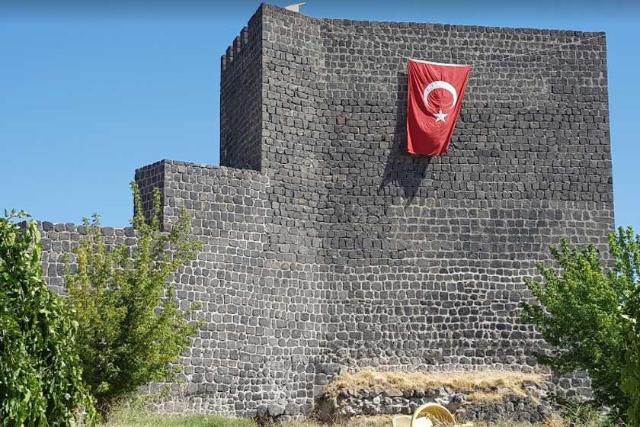 2018-6-d96dc580-dfed-4150-b8a3-5f66aabd152b