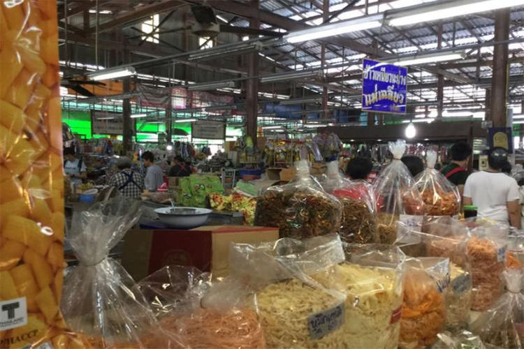 Nong Mon Market