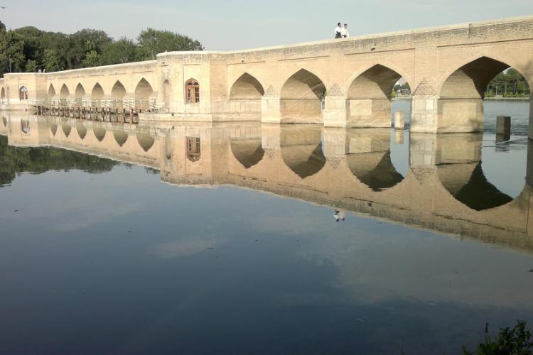 پل چوبی اصفهان