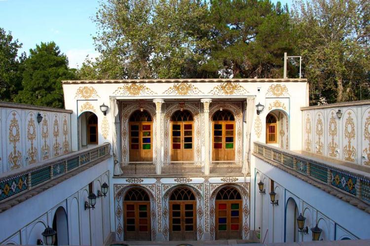 خانه معتمدی