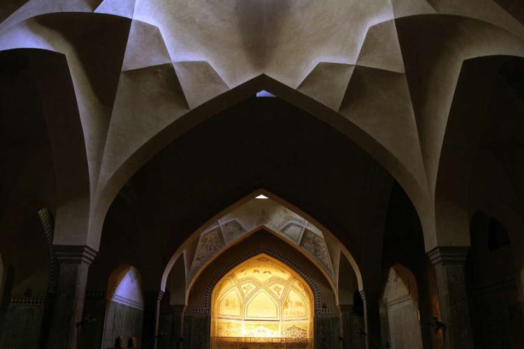 حمام علی قلی آقا