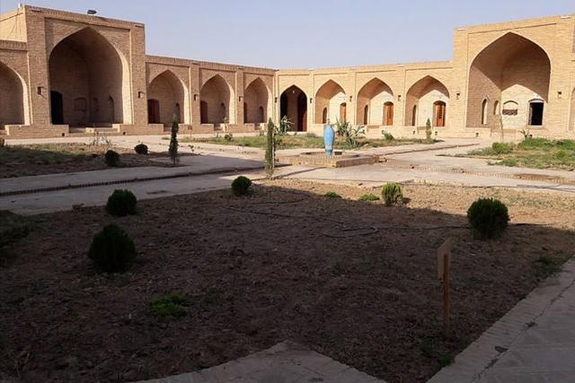 کاروانسرای ده نمک