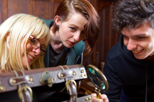 بازی رمز و راز تاریخ