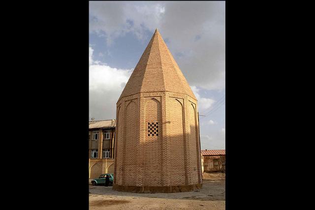 برج قربان 