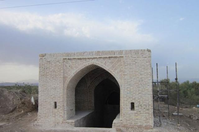 آب انبار گز