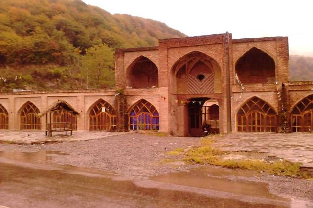 کاروانسرای لات