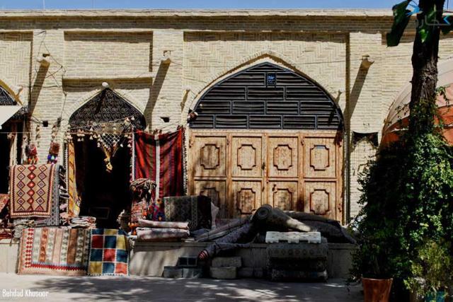 بازار وکیل