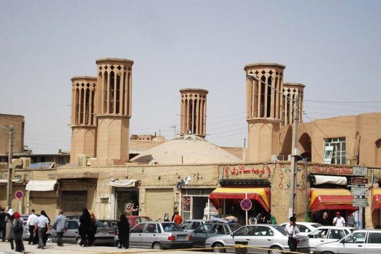 آب‌ انبار امیرچخماق (فاطمه ستی)