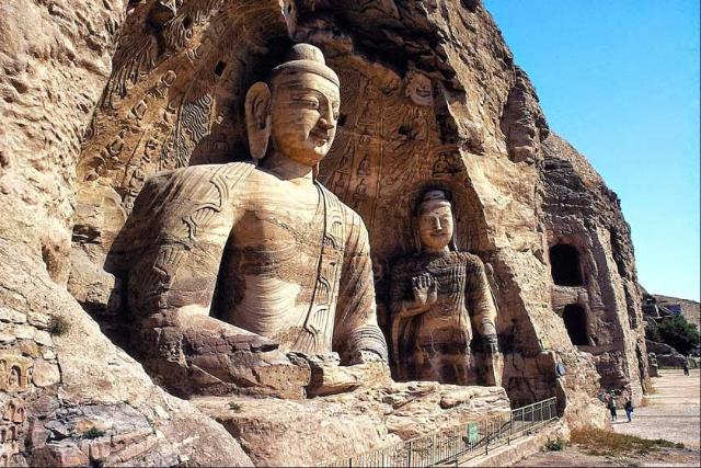 غارهای موگای