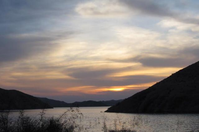 دریاچه سد شیرین دره