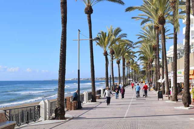 تفرجگاه ساحلی ماربلا (پاسئو ماریتیمو ماربلا)