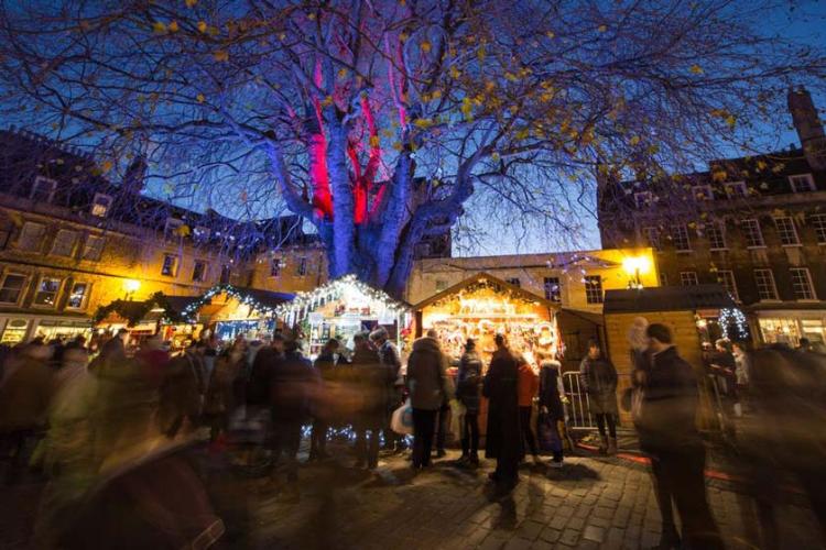 بازارچه‌ کریسمس باث