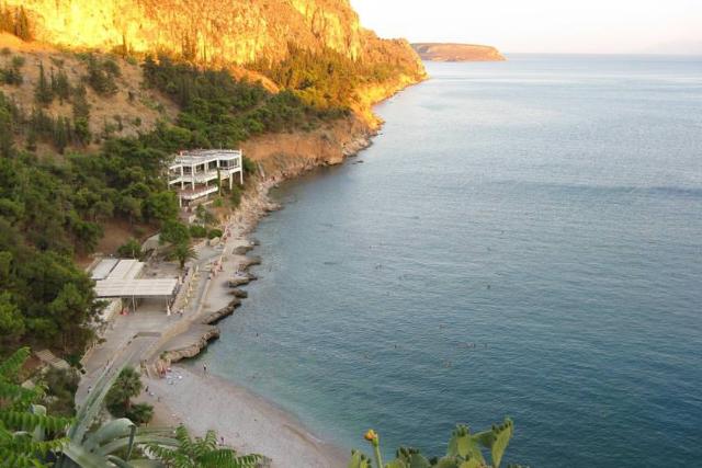 ساحل آروانیتیا