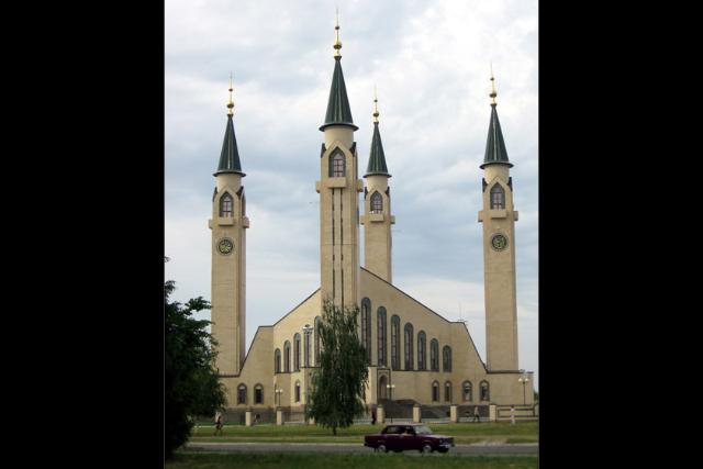 مسجد مرکزی نیژنکامسک