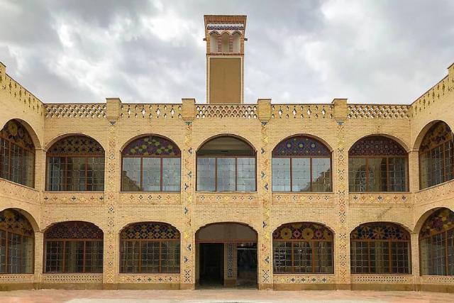 سرای نقش جهان 