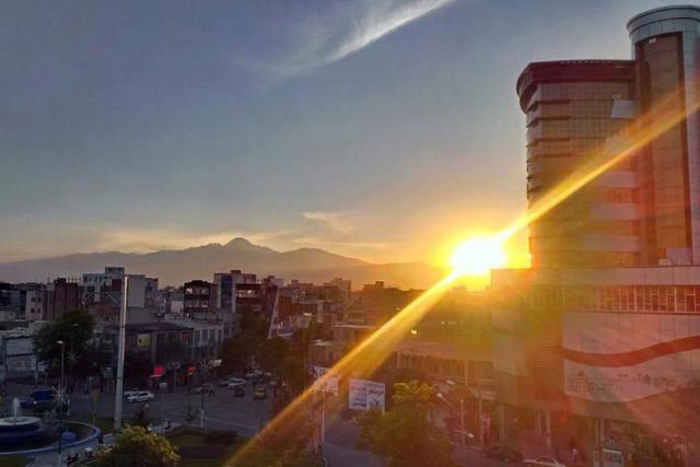 مرکز خرید الماس شهر