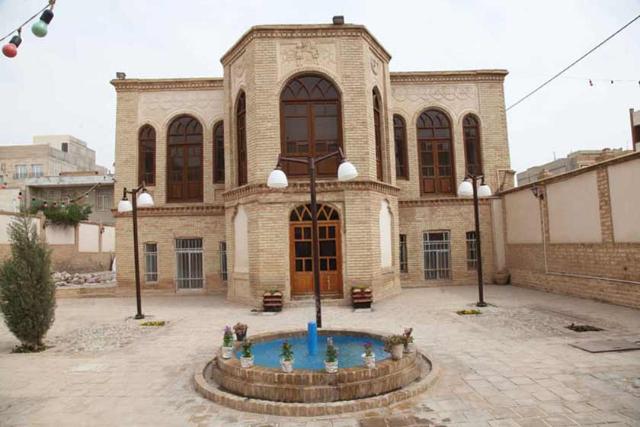 خانه تاریخی باقری‌ ها (موزه اقوام)