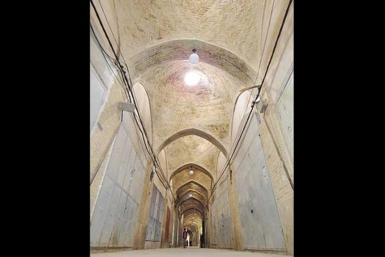 بازار میدان قلعه