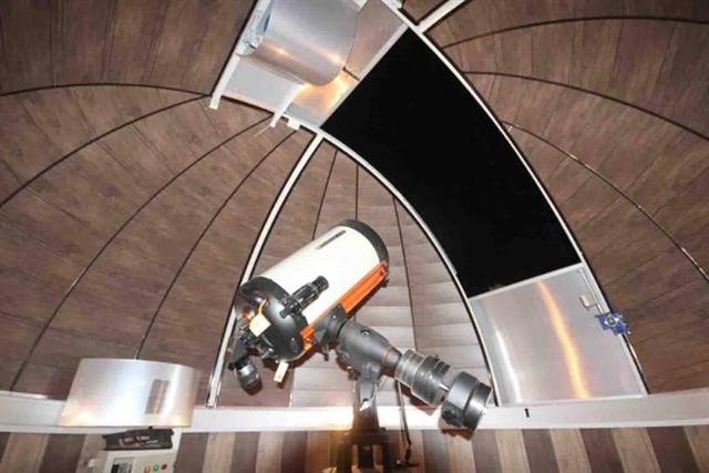 مركز نجوم اهواز