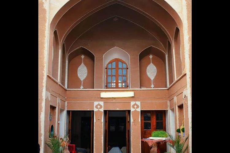 خانه فروغی ها