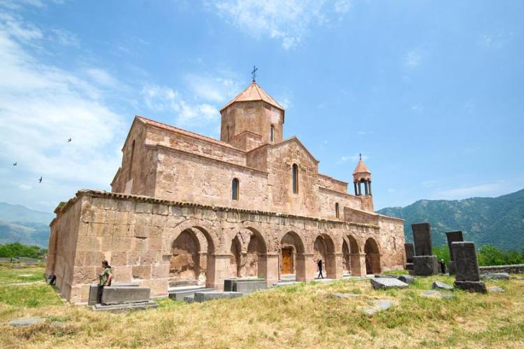 کلیسای ادزون