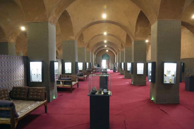 گنجینه سنگ یزد