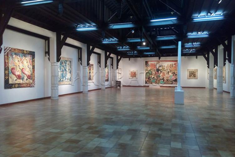 موزه هنرهای مدرن و کلاسیک نیومن گونارسا