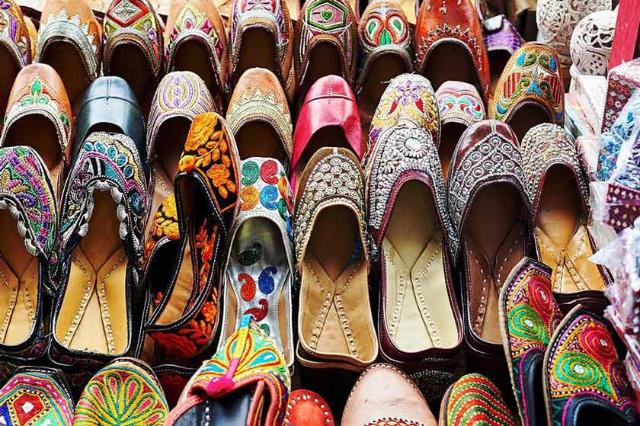 میان گذر کولابا