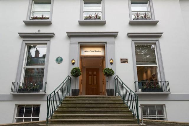 استودیو ابی رود