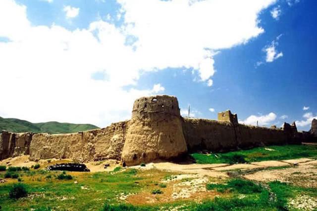 قلعه قدیمی بیجار