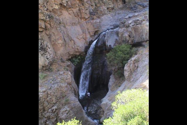 آبشار بلوکان میانه