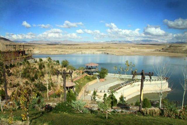 تفرجگاه گردشگری امند