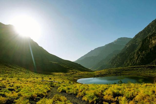 دریاچه کوه گل