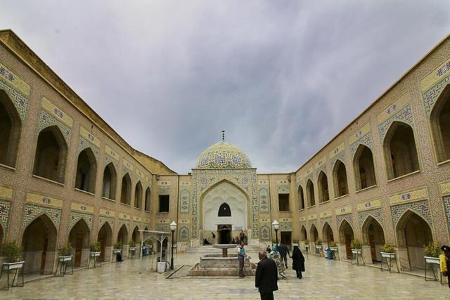 آرامگاه پیر پالاندوز