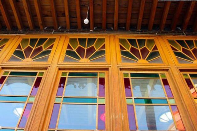 عمارت آقازاده