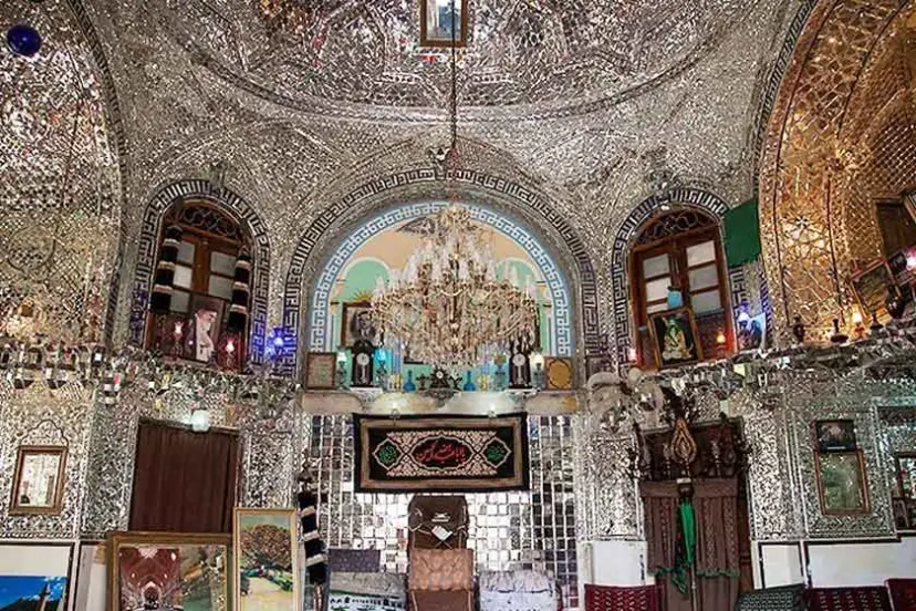 زخم جنگ بر تن تکیه بیگلربیگی؛ مرمت بنا به سه ماه زمان نیاز دارد