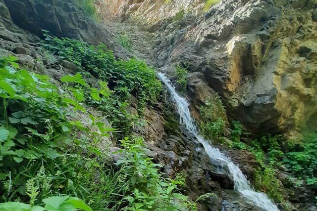 چشم‌اندازهای دیدنی گلابدره