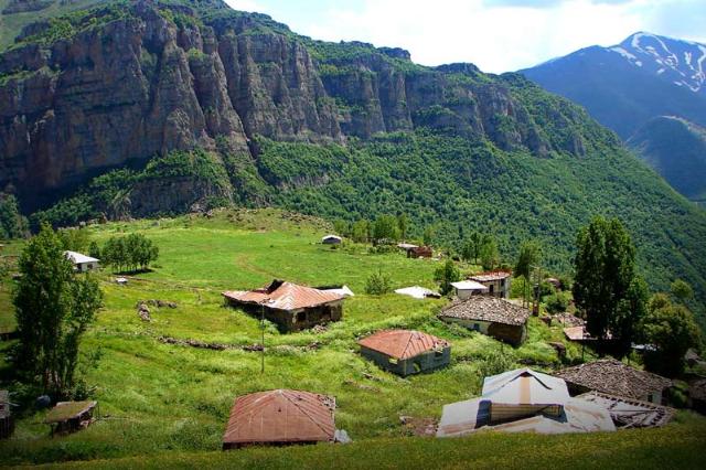 خانه‌های روستای هریجان