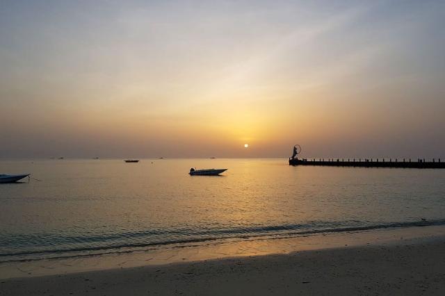 چشم انداز ساحل مرجان کیش