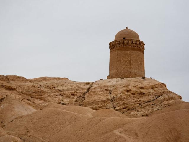 گنبد عالی ابرکوه در نزدیکی شهر ابرکوه