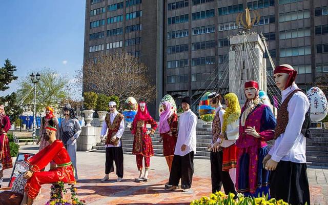 میدان توپخانه